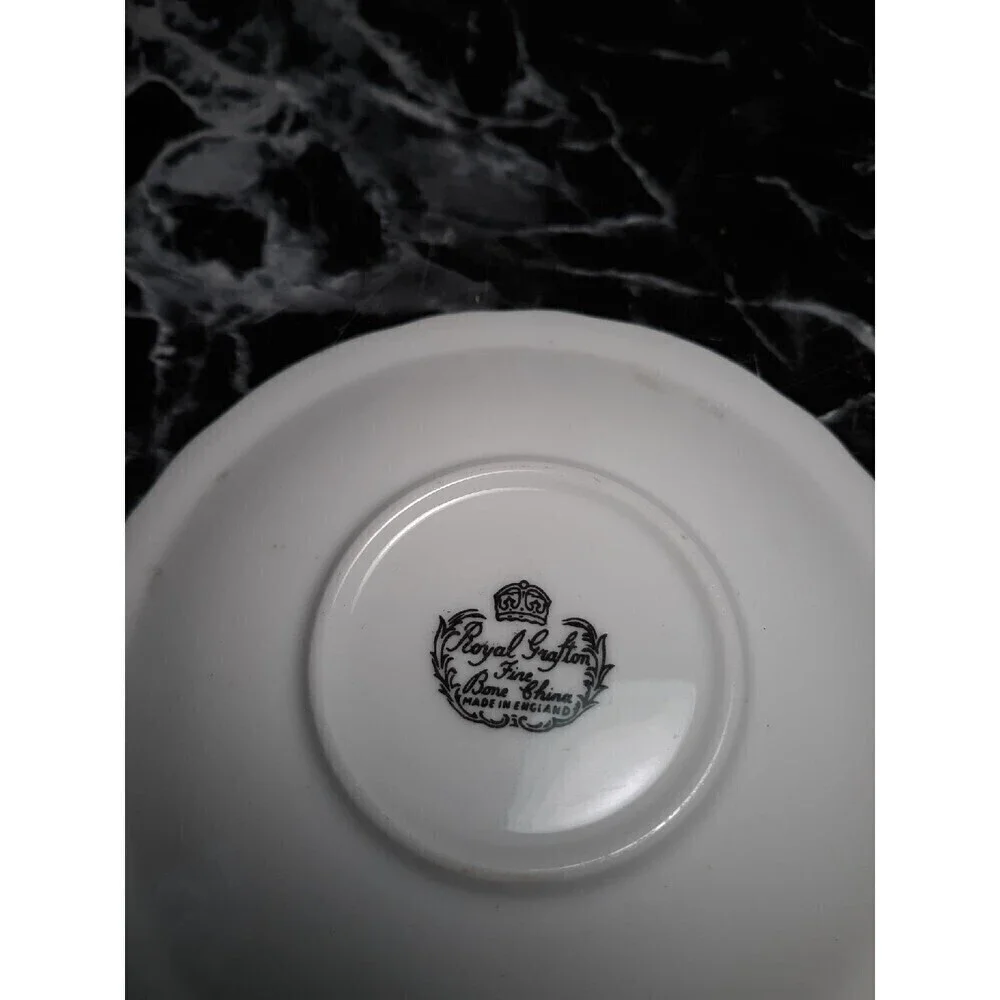 Royal Grafton Fine Bone China England